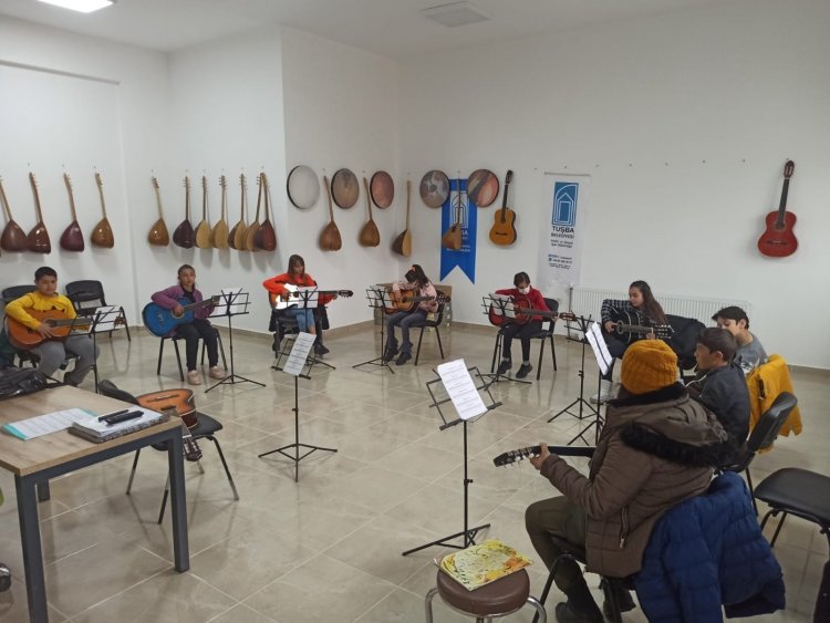 TUŞBA BELEDİYESİ'NDE YAZ KURS KAYITLARI İÇİN GEÇ KALMAYIN!
