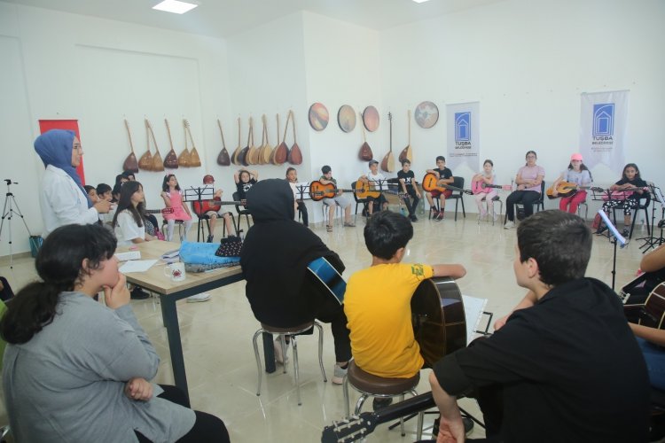 TUŞBA BELEDİYESİ'NDE YAZ KURS KAYITLARI İÇİN GEÇ KALMAYIN!