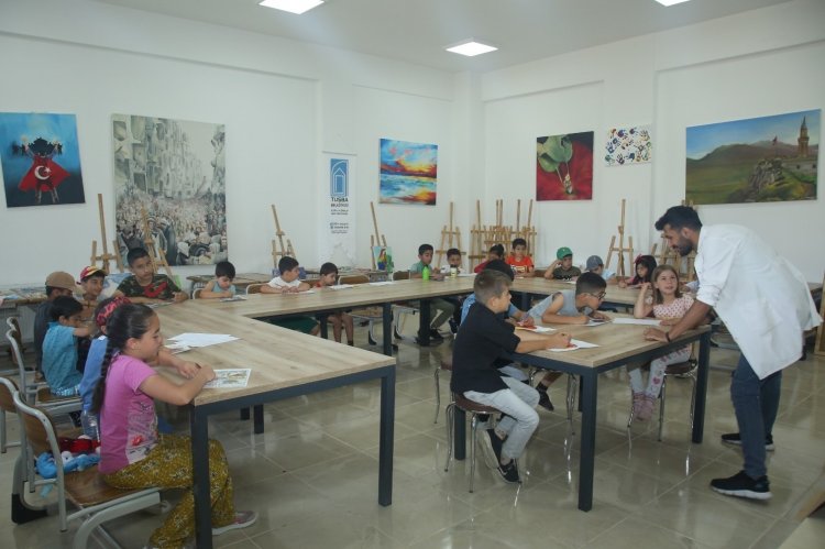 TUŞBA BELEDİYESİ'NDE YAZ KURS KAYITLARI İÇİN GEÇ KALMAYIN!