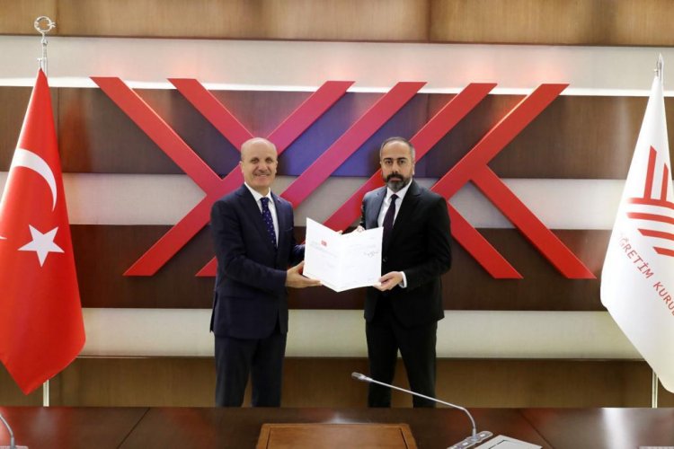 HAMDULLAH ŞEVLİ 2. KEZ REKTÖRLÜK MAKAMINA LAYIK GÖRÜLDÜ!