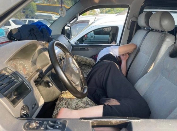 TATİLE GİDENLERDEN 'PES' DEDİRTEN GÖRÜNTÜLER 