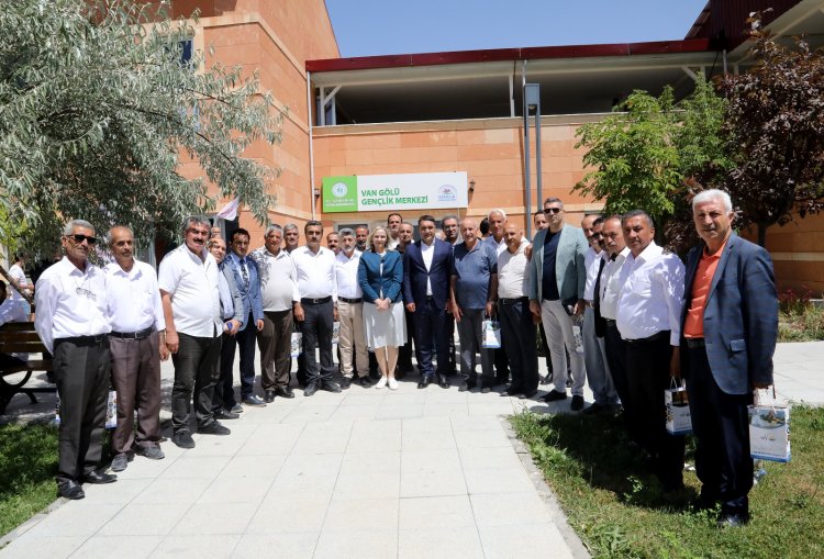 MAHALLE MUHTARLARI SORUNLARI ANLATTI; BÜYÜKŞEHİR DİNLEDİ! 