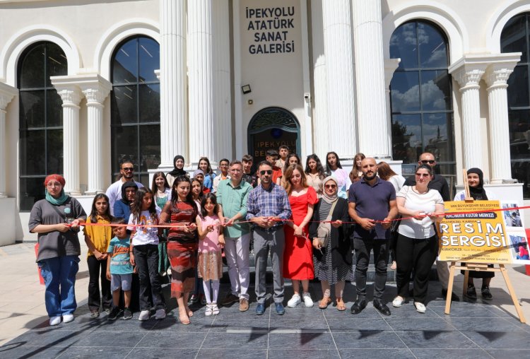 GENÇ RESSAMLARIN YAĞLI BOYA SERGİSİ SANATSEVERLERİN BEĞENİSİNE SUNULDU