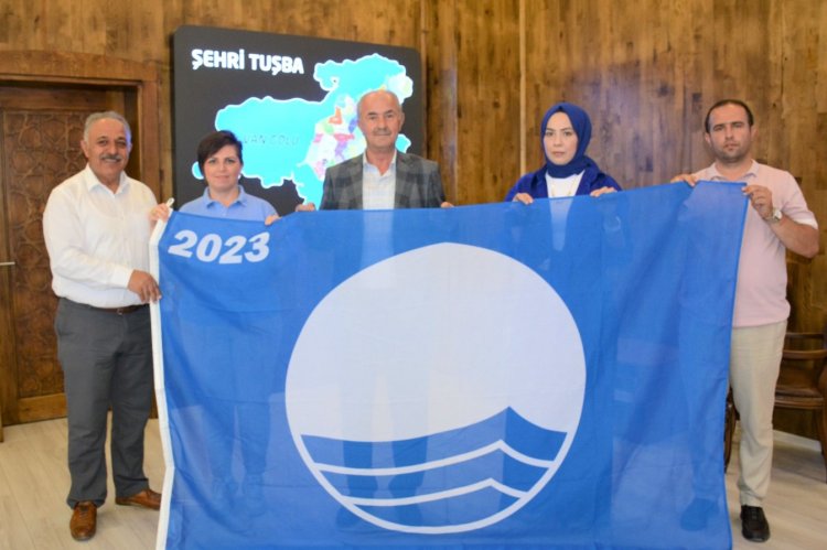 TUŞBA BELEDİYESİ ‘MAVİ BAYRAĞI’ BU SENEDE TESLİM ALDI