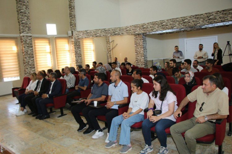 BAŞKAN SAY EĞİTİM DESTEKLERİNİ SÜRDÜRÜYOR: ŞİMDİDE YKS’DE BAŞARILI ÖĞRENCİLERİ ÖDÜLLENDİRDİ