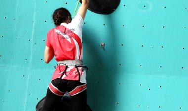 BÜYÜKŞEHİR'DE YAZ SPOR OKULU SONRA ERDİ: ÇOCUKLAR ŞİMDİ OKULA...