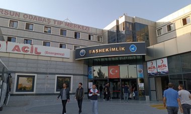 VAN'DA DARP EDİLEN DOKTOR İÇİN BAKAN KOCA'DAN AÇIKLAMA GELDİ 