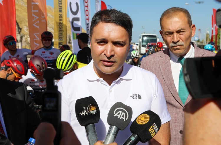 VAN'DA ULUSLARARASI BİSİKLET YARIŞI START ALDI!