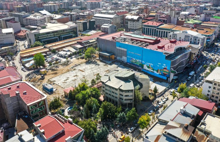 KENT MEYDANI YIL SONUNDA HAZIR OLACAK