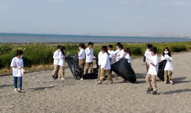 EDREMİTLİ ÖĞRENCİLERDEN “YEŞİL YAŞA, YEŞİLİ SEV” ETKİNLİĞİ