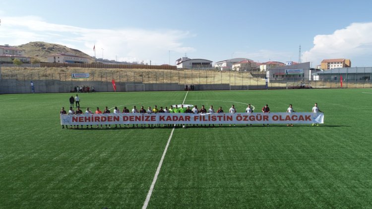 EDREMİT’TE BİR MAHALLELER ARASI TURNUVA DAHA BİTTİ! ŞAMPİYON BELLİ OLDU...