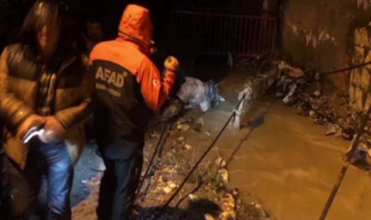 BATMAN'DA ŞİDDETLİ YAĞIŞ NEDENİYLE SEL MEYDANA GELDİ: 4 KİŞİ HAYATINI KAYBETTİ!