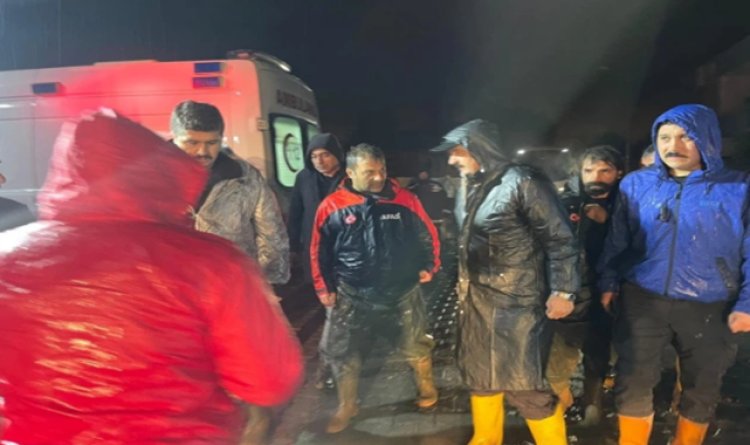 BATMAN'DA ŞİDDETLİ YAĞIŞ NEDENİYLE SEL MEYDANA GELDİ: 4 KİŞİ HAYATINI KAYBETTİ!