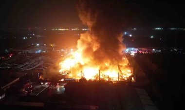 KOCAELİ'NDE BİR FABRİKADA YANGIN ÇIKTI!