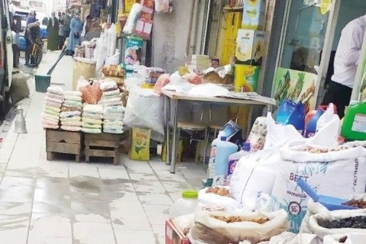 VANLILAR NEDEN YOLUN ORTASINDA YÜRÜYOR SORUSUNUN CEVABI BULUNDU!