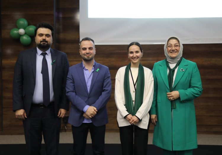 BÜYÜKŞEHİR BELEDİYESİ FARKINDALIK SEMİNERLERİNE DEVAM EDİYOR: 'RAHİM AĞZI KANSERİ'Nİ DÜZENLEDİ