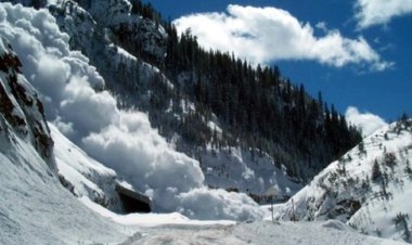 METEOROLOJİ 4 BÖLGEDE KAR VE ÇIĞ İHTİMALİNE KARŞI UYARDI!