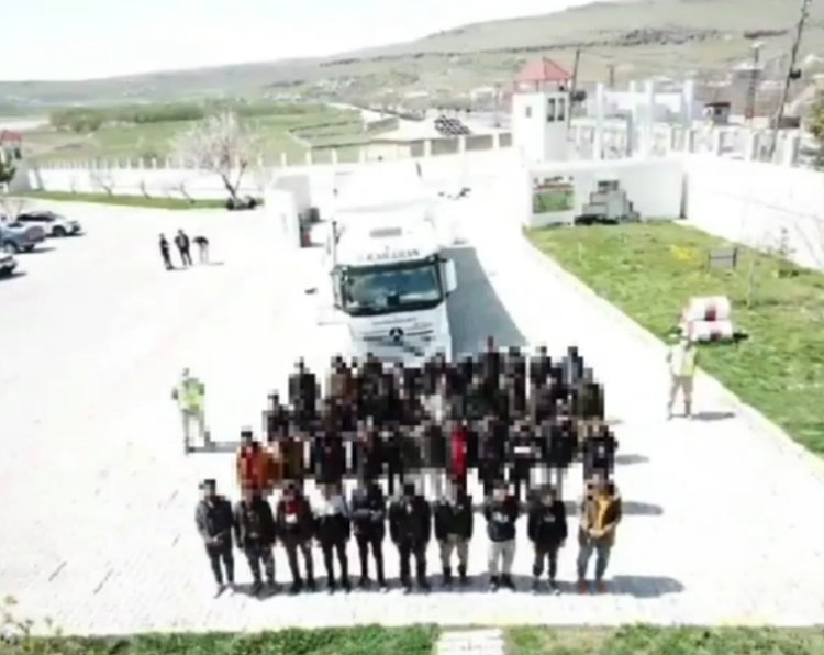 VAN'DA 204 DÜZENSİZ GÖÇMEN VE 45 ORGANİZATÖR YAKALANDI!