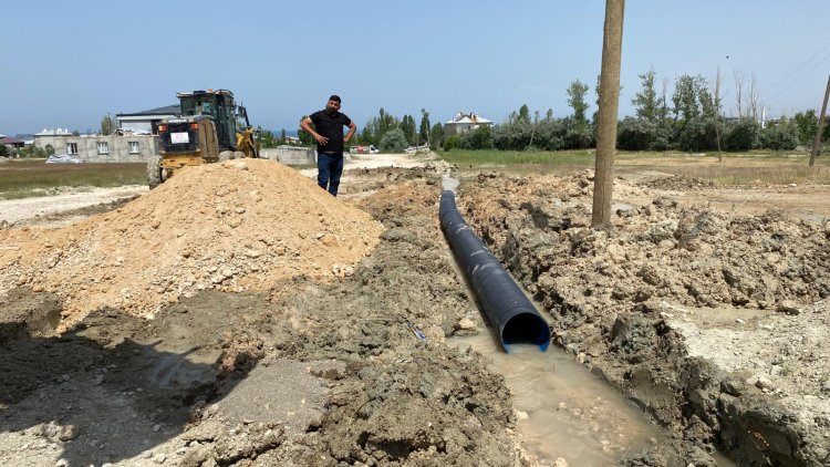 EDREMİT BELEDİYESİ YOL YAPIM ÇALIŞMALARINI HIZLANDIRDI!