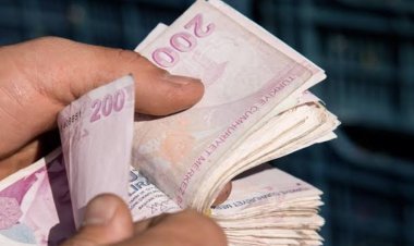 USTA ÖĞRETİCİLERİN MAAŞ KRİZİ: 2 AYDIR MAAŞLARINI ALAMIYORLAR! 