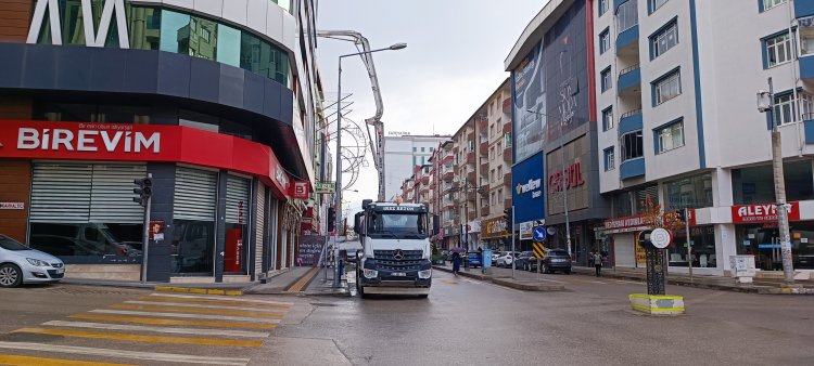 VAN'DA KALDIRIM İŞGALİNDEN SONRA YOL İŞGALİ BAŞLADI!
