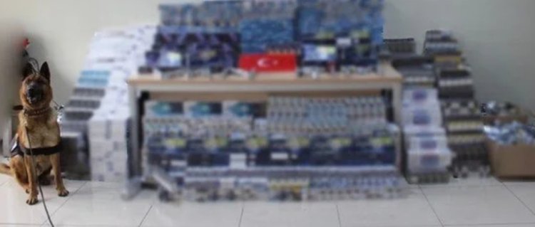 VAN'DA YÜKLÜ MİKTARDA KAÇAK SİGARA ELE GEÇİRİLDİ 