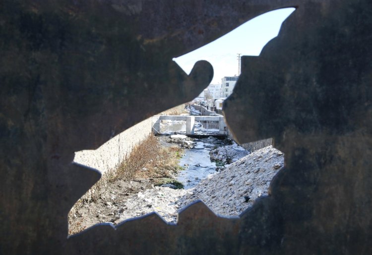 VAN GÖLÜ’NE MAZGALLI KORUMA GELDİ