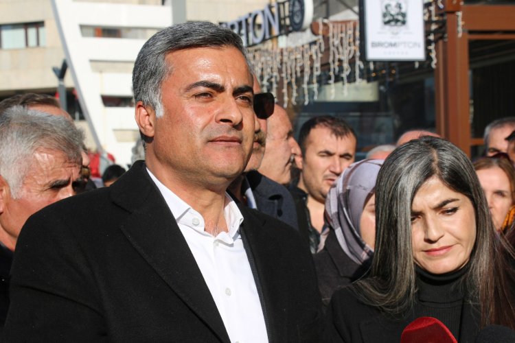 EŞBAŞKANLARDAN VAN HALKINA ÇAĞRI: HERKES İRADESİNE SAHİP ÇIKSIN