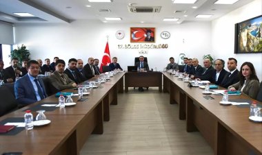 Van'da Tarımsal Sulama ve Taşkın Koruma Yatırımlarıyla İlgili Toplantı Yapıldı