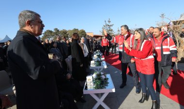 AKOM BİNASI HİZMETE AÇILDI 