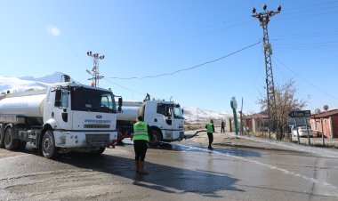 Newroz'un Yaklaşmasıyla İpekyolu’nda Bahar Temizliği Başladı