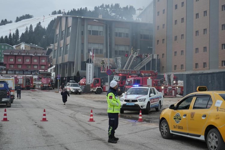 Bursa Uludağ’da Otel Yangını! Ölü ve Yaralılar Var 