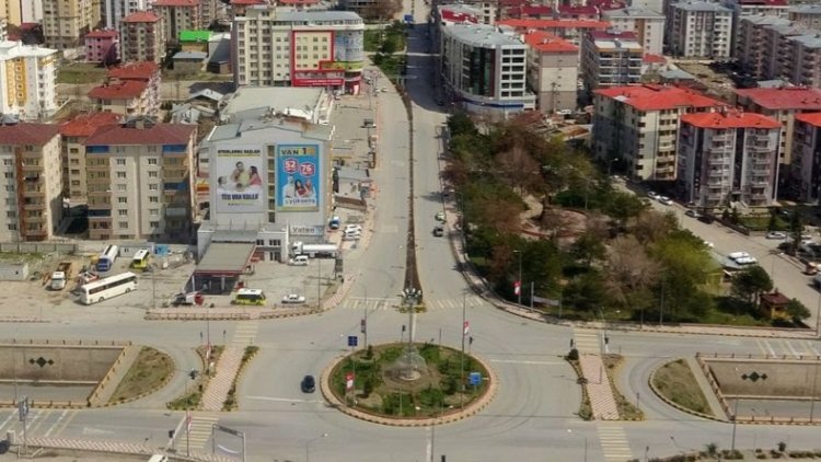 Van’da Ana Cadde 15 Gün Trafiğe Kapatılıyor!