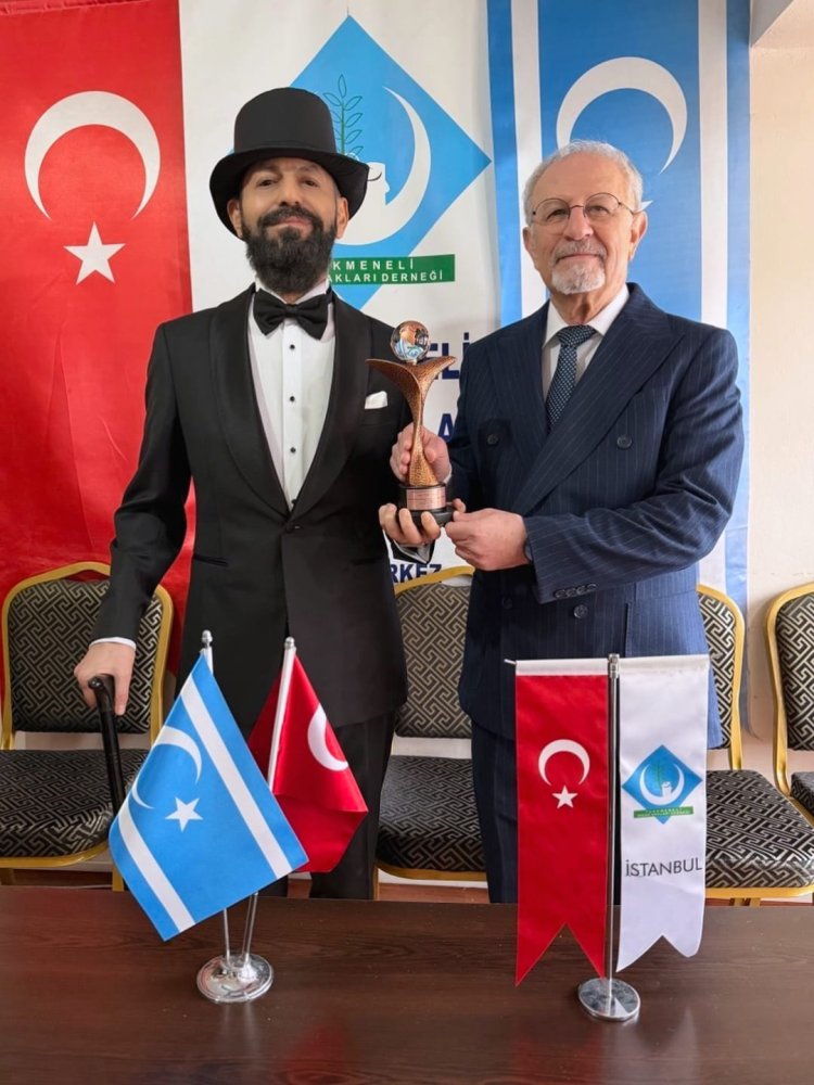Akif Manaf’a "Barış ve İnsan Hakları Ödülü"