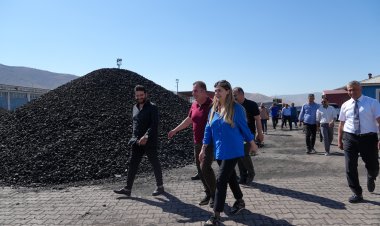 Van TSO Başkan Adayı İrem Bayram’dan Gürpınar Çıkarması: “İlçenin Potansiyelini Kent Ekonomisine Kazandıracağız”