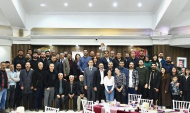 Vangölü Gazeteciler Cemiyeti’nden 24 Temmuz Mesajı: “Özgür ve Tarafsız Gazetecilik Demokrasinin Teminatıdır”